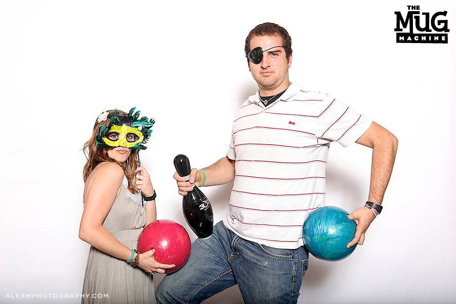 3259Christina & Josh | The Mug Machine