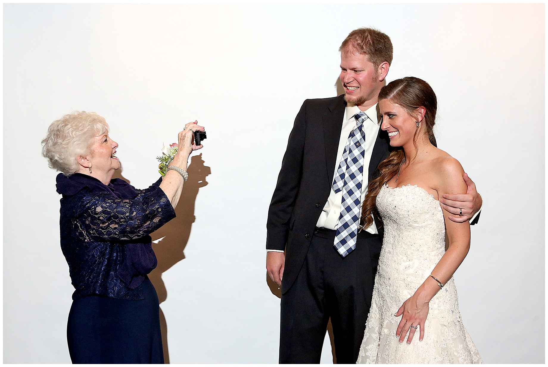 dallas-wedding-photographer-photo-booth-04