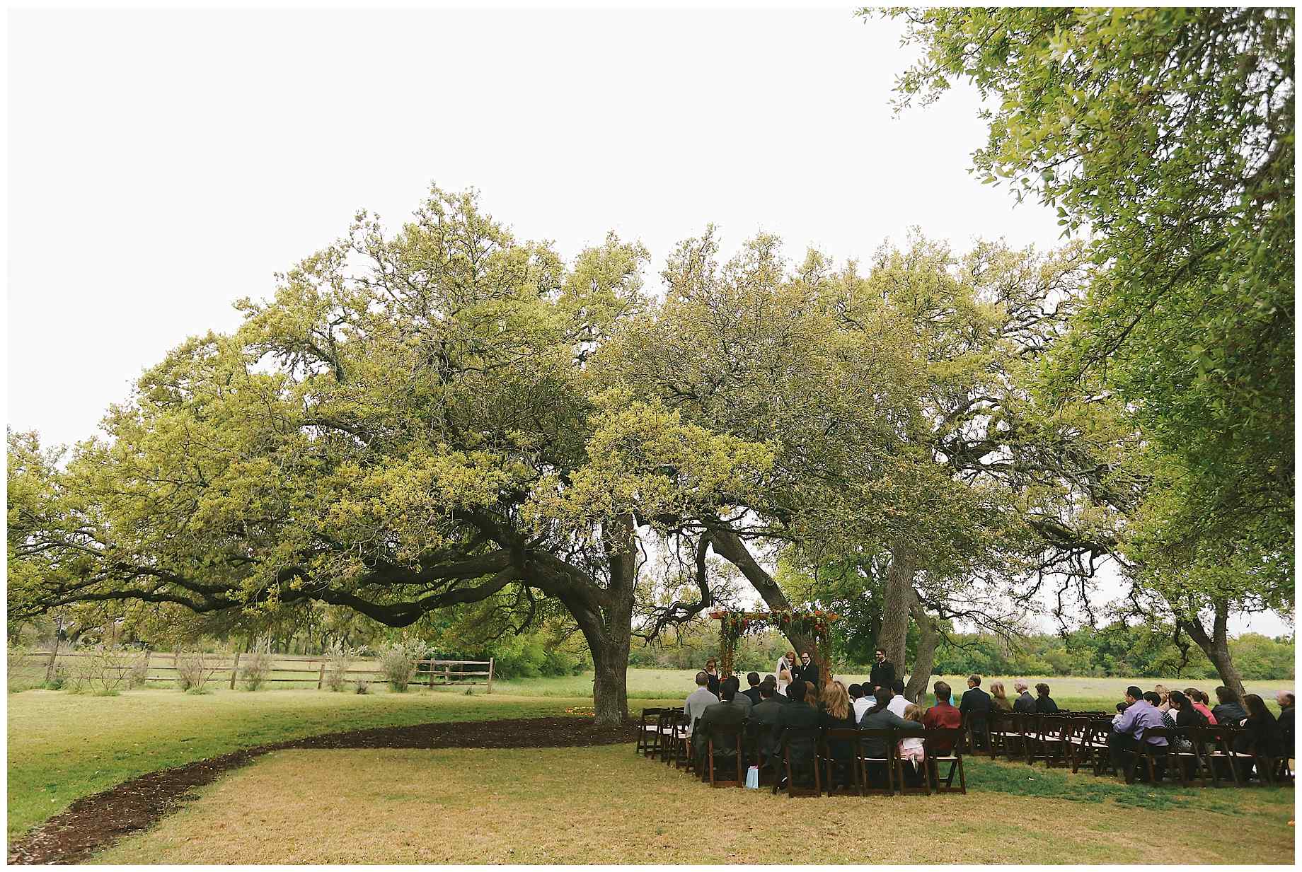 vineyard-at-the-chappel-lodge-wedding-photographer-08