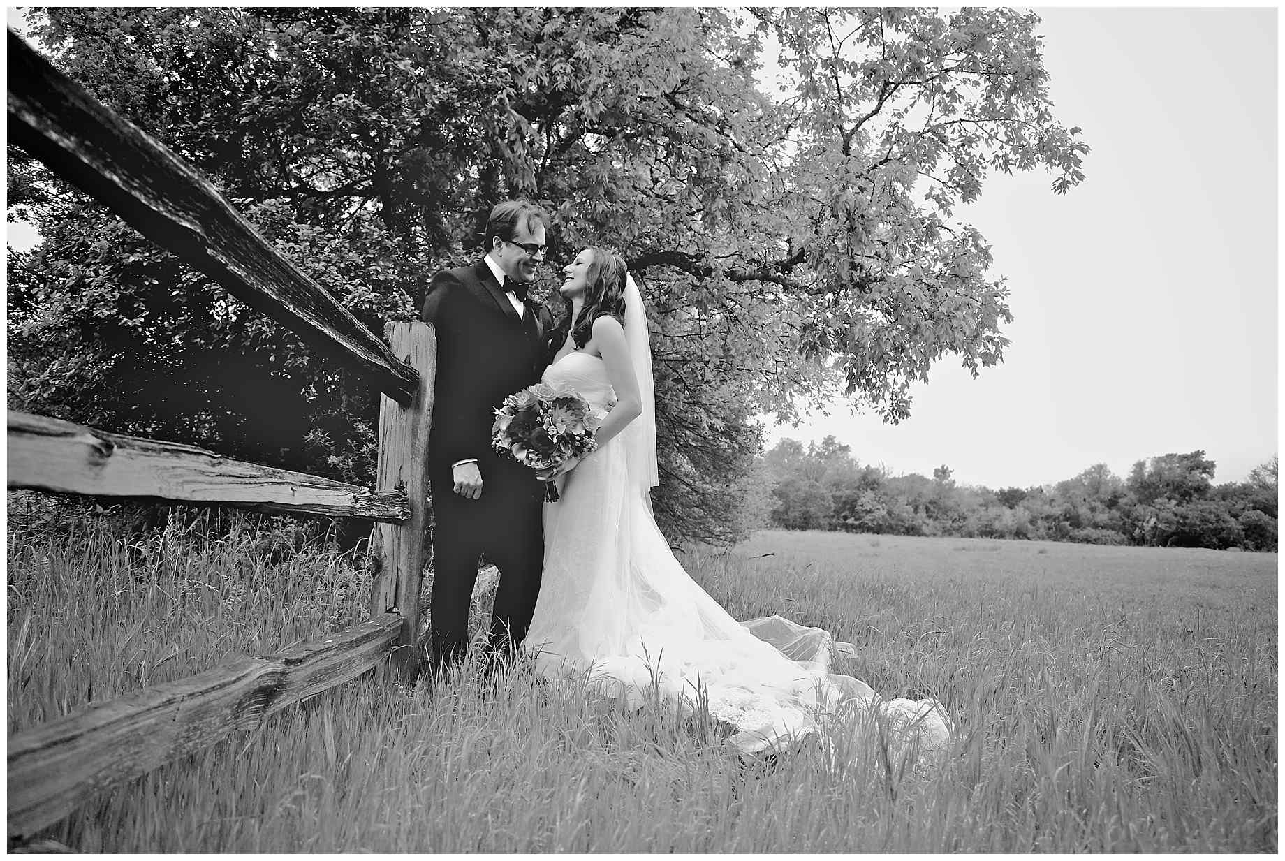 vineyard-at-the-chappel-lodge-wedding-photographer-11