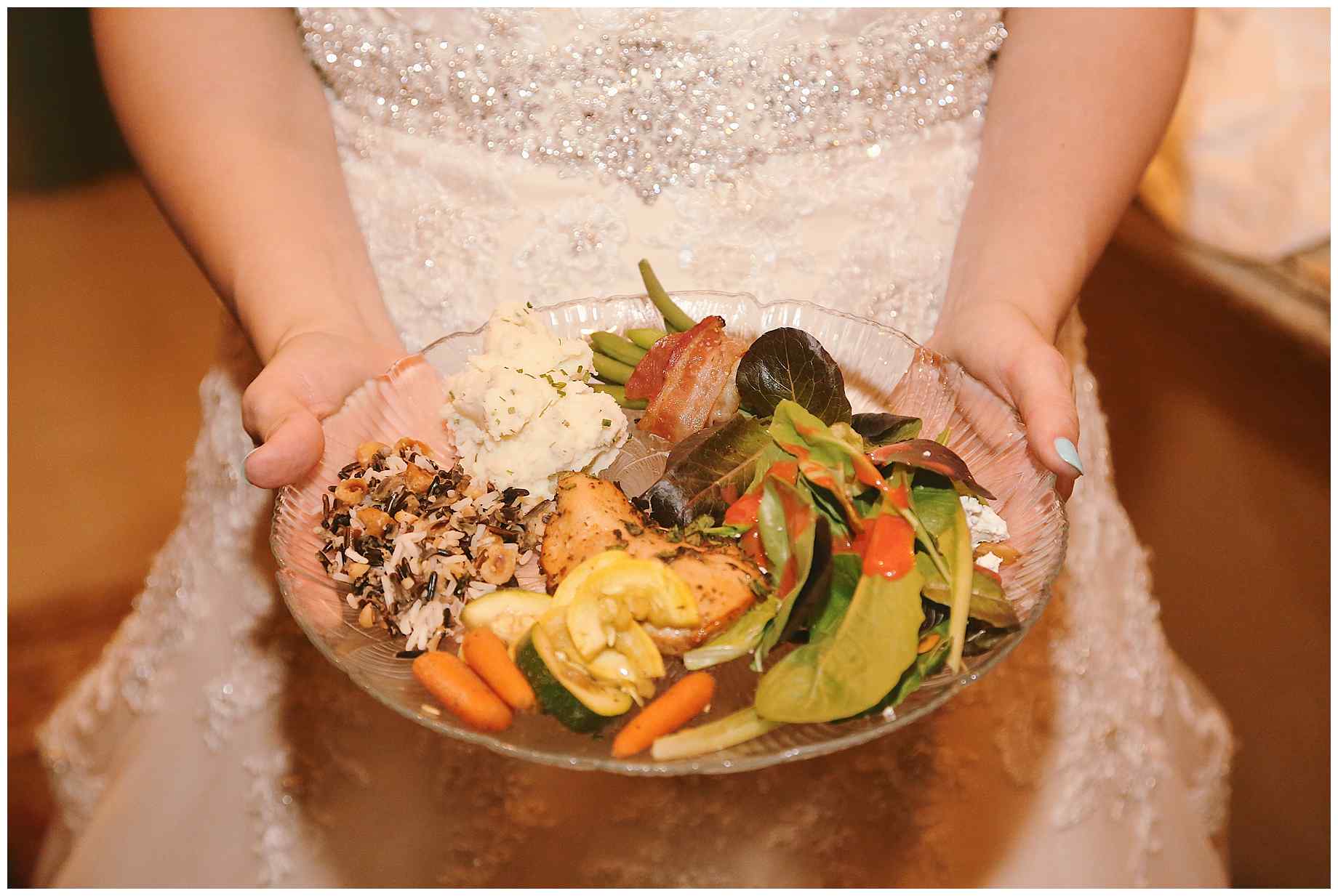 teaberry-farm-wedding-photos-20