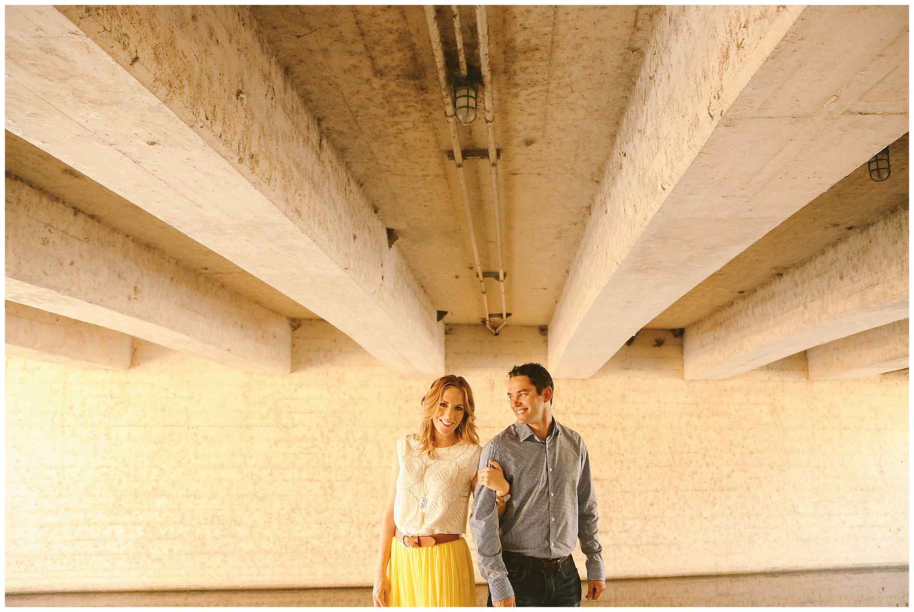 san-antonio-riverwalk-engagement-photography-02