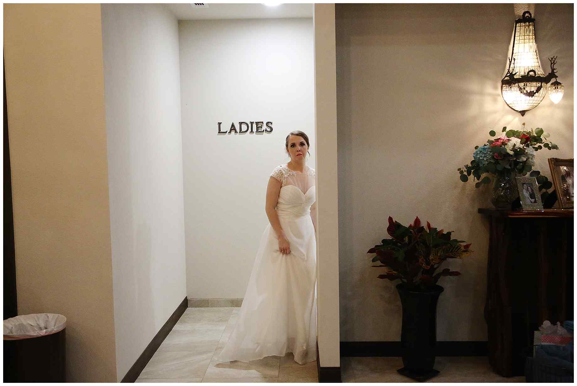 landing-event-center-joshua-farms-wedding-photos-028