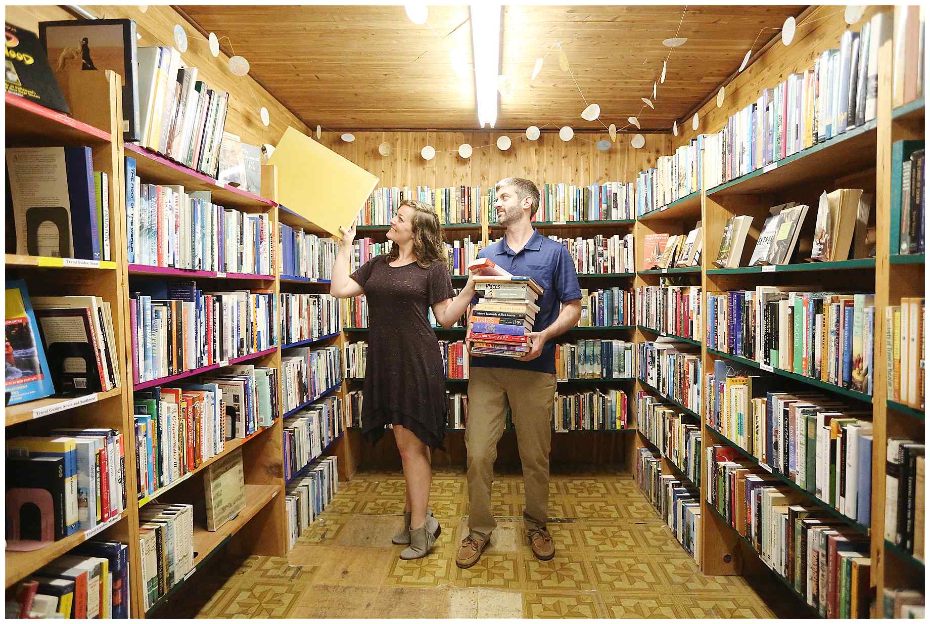 denton-bookstore-engagement-photography-009